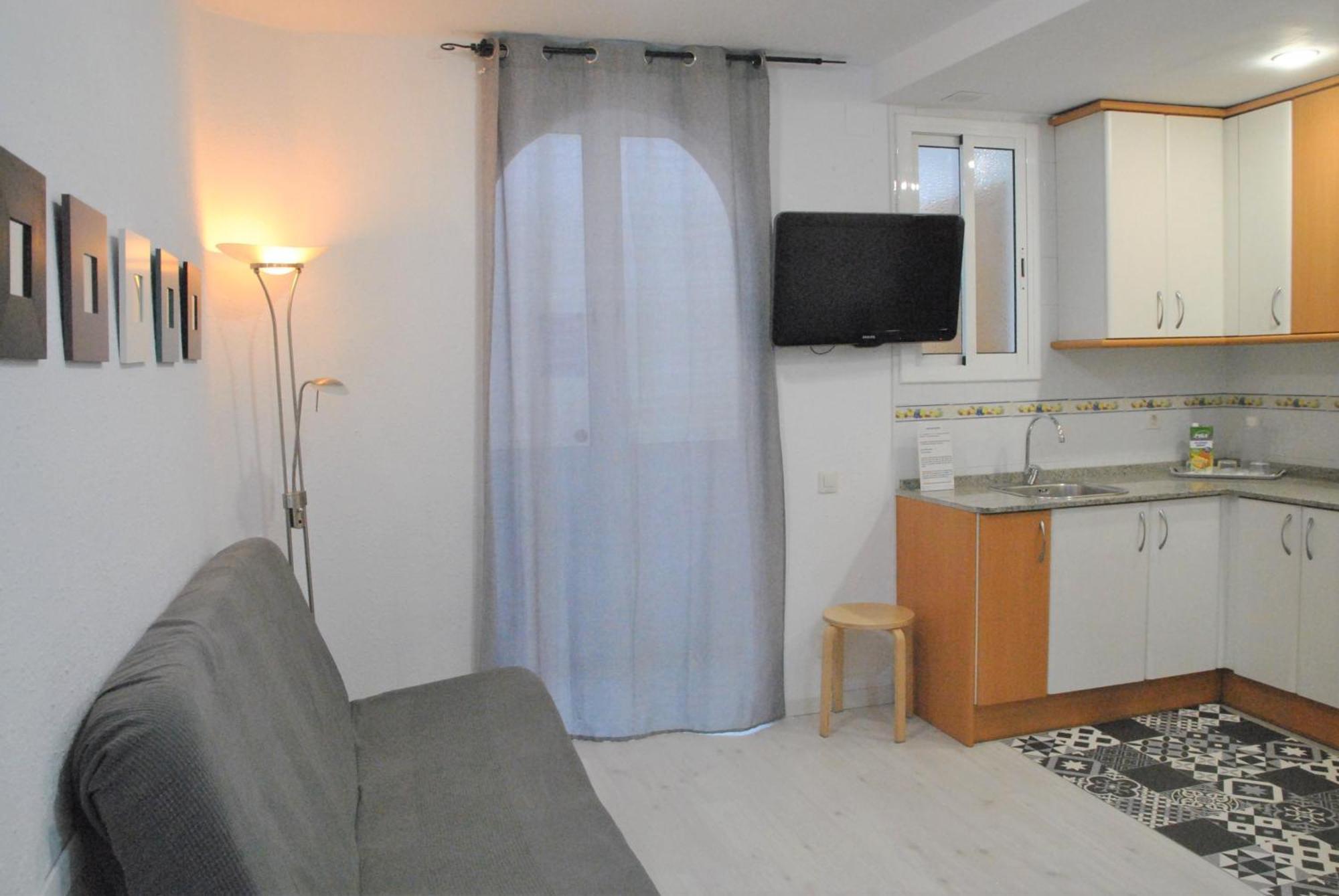 Bcn 324 Apartment บาร์เซโลนา ภายนอก รูปภาพ