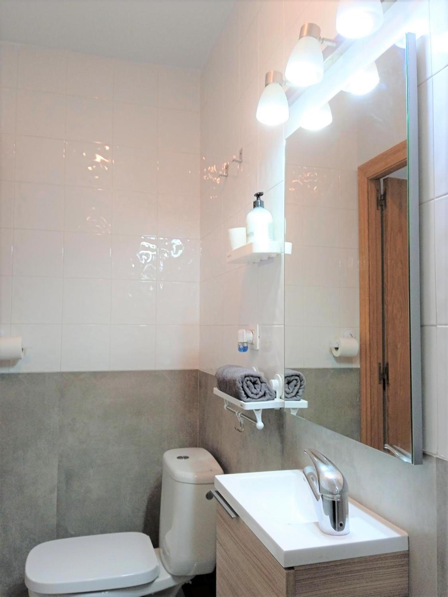 Bcn 324 Apartment บาร์เซโลนา ภายนอก รูปภาพ